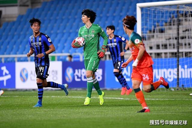 王俊杰爆发砍18+14廖三宁15分 中国男篮险胜塞尔维亚FMP